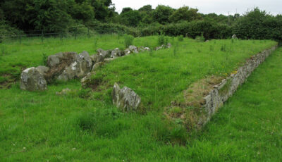 Audleystown Cour Cairn - Ray Hunt