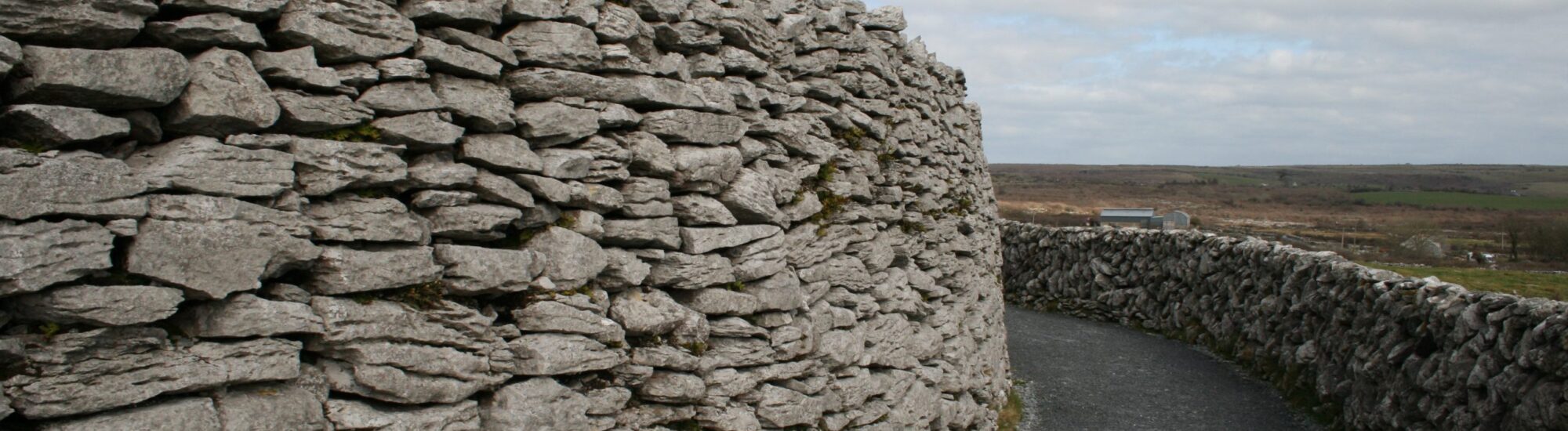 Le Caherconnell stone fort - Kevin Hoogheem - cc