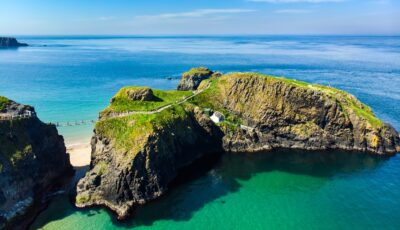 Carrick-a-Rede Rope Bridge - © MNStudio