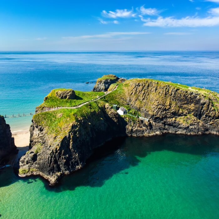 Carrick-a-Rede Rope Bridge - © MNStudio