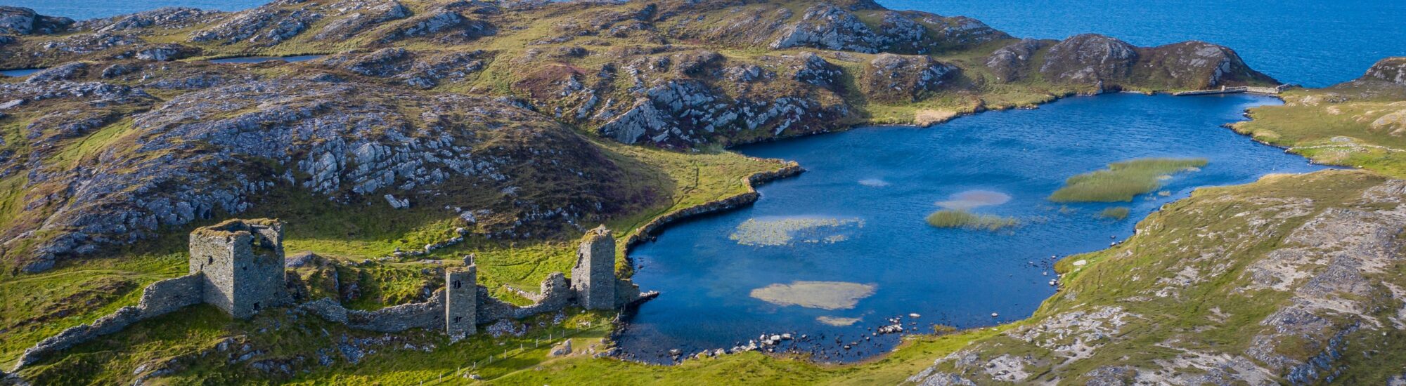 Dunlough Castle © Superbass / CC BY-SA 4.0