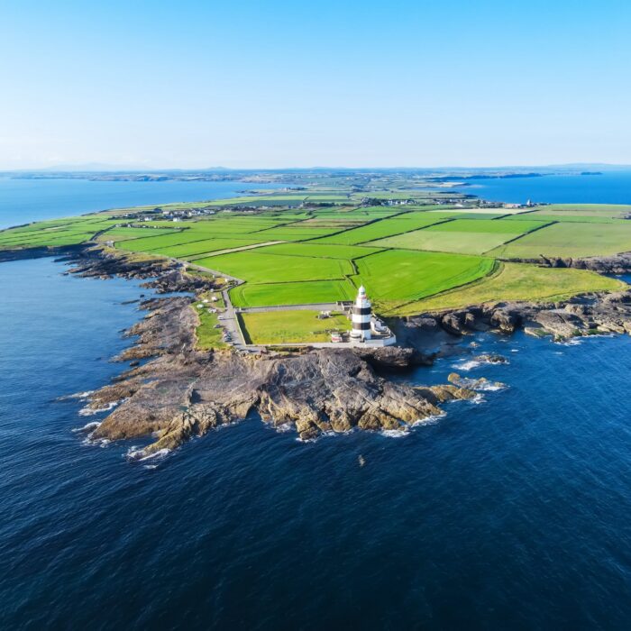 Vue sur Hook Head et son phare - © svetok30