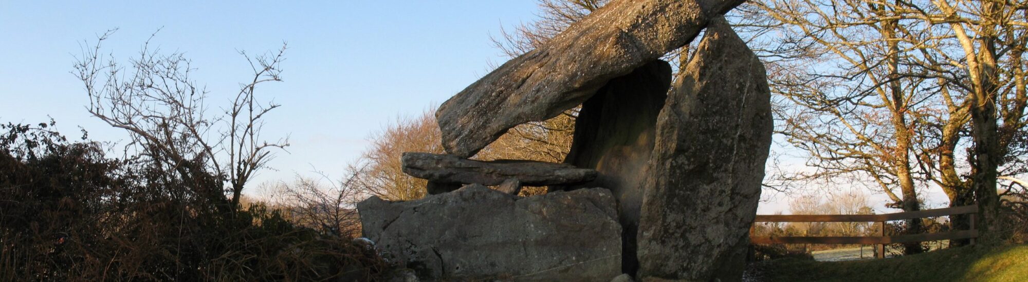 Le Kilmogue Dolmen - dave - cc