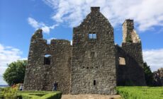 Le Tully Castle - jamie_okeefe - cc