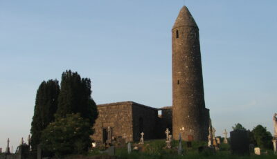 La Turlough Church - jaqian - cc