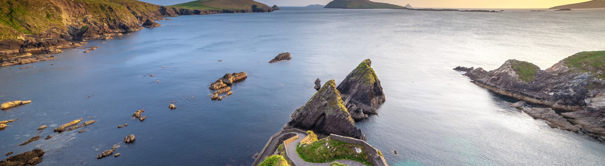 Le Dunquin Harbour - © Hugh O'Connor