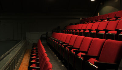 Le Galway Theatre - kaykaybarrie - cc