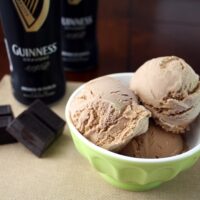 Une glace à la Guinness - www.peaceloveandfrenchfries.com