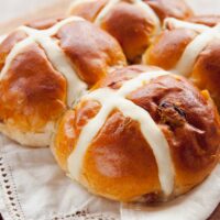 Des Hot cross buns - © JoannaTkaczuk