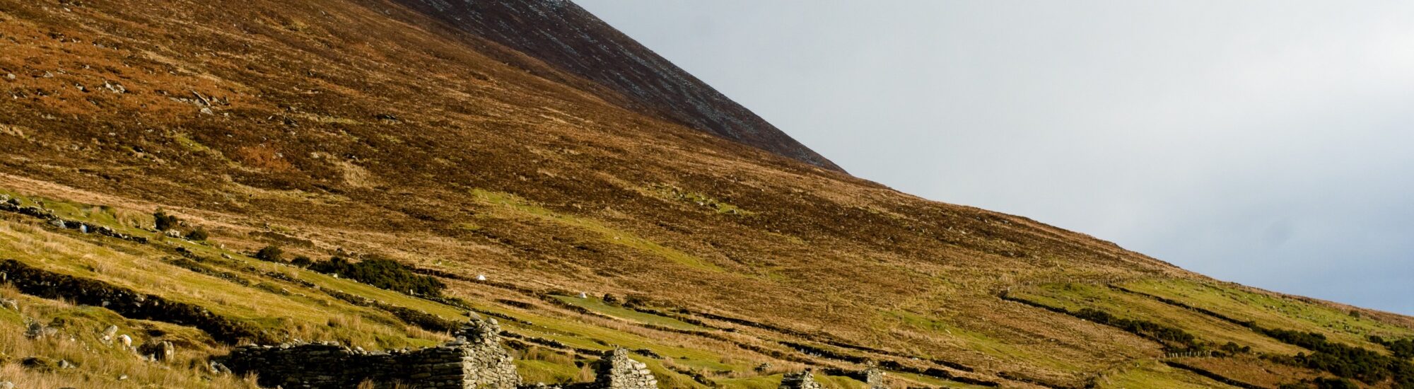 Le village de Slievemore – Guanatos Gwyn – cc