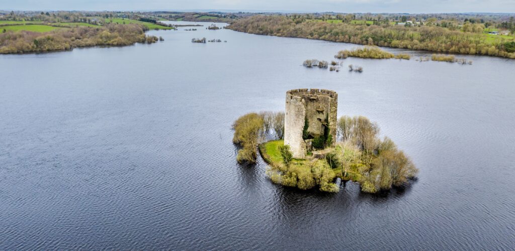 Comté de Cavan ☘️ activités & hébergements •
