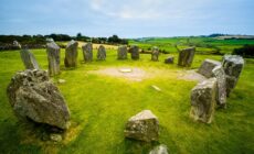 Drombeg stone circle - © Yggdrasill