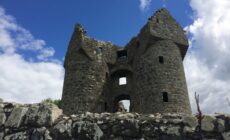 Le Monea Castle - jamie_okeefe - cc