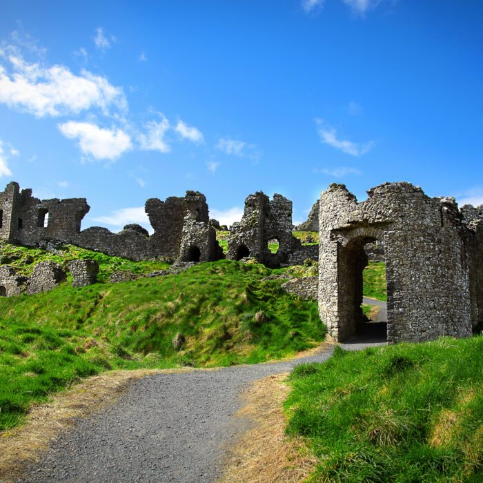 Le Rock of Dunamase - © Jason Busa