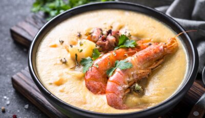 Une Seafood Chowder - © Envato Elements