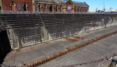Le Titanic's Dock and Pump-House - Serge LAROCHE - cc