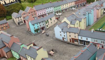 Le West Cork Model Village - Sinead McCarthy