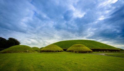 Knowth - © yggdrasill