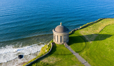 Le Mussenden Temple - Kent Wang - cc