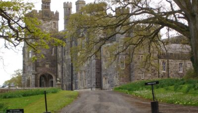 Le Crom Castle - Edward - cc