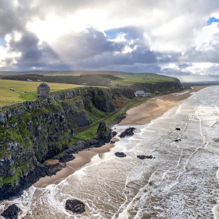 La Downhill beach - © Lukassek