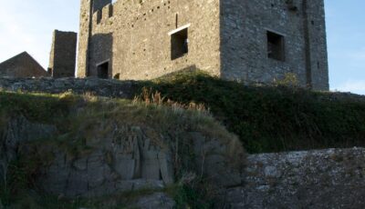 Le Greencastle royal castle - Richard Browne - cc