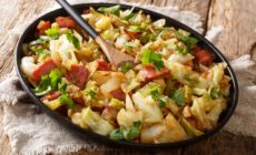 Du Fried cabbage with bacon - © AS Food studio