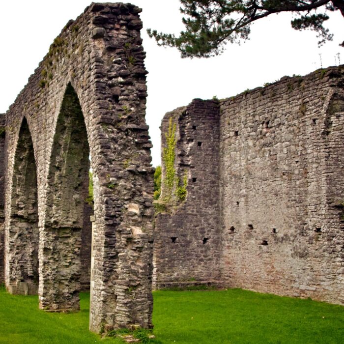 L'Armagh Friary - Tony Bowden - cc
