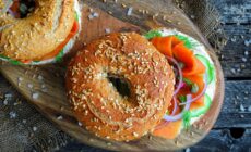 Un bagel au saumon fumé - © Roman Rodionov