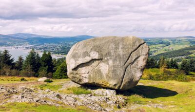 La Clougmore stone - © M-image