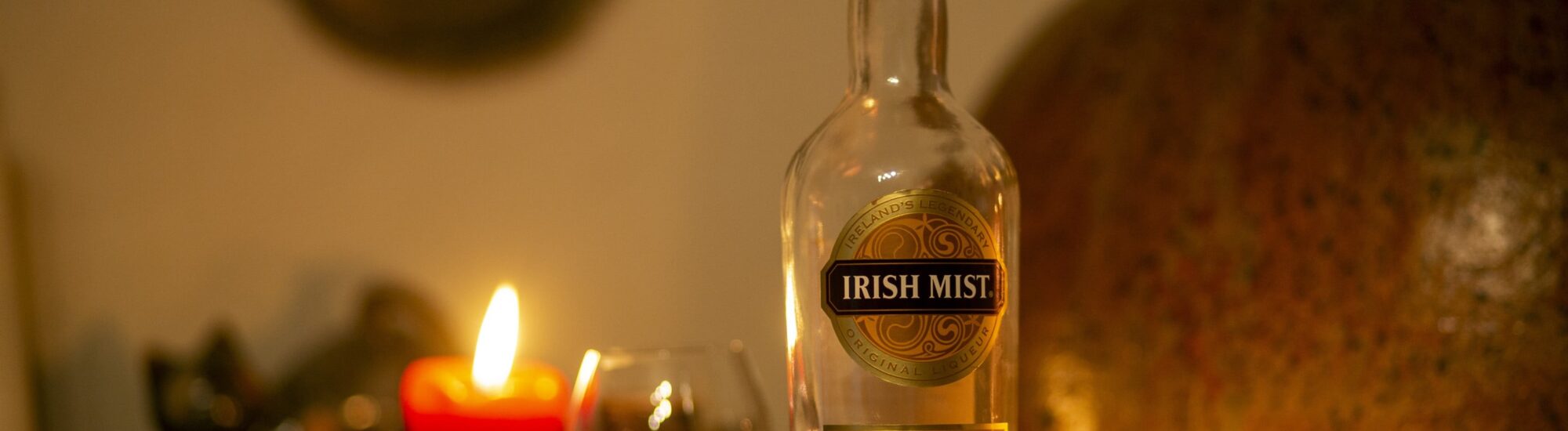 Une bouteille d'Irish Mist - © griangraf