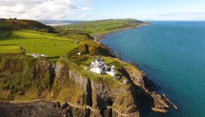 Le Blackhead Lighthouse - © peter