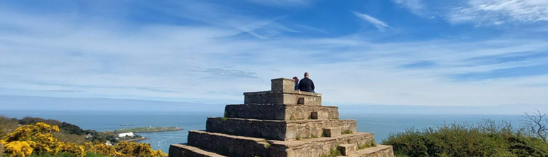 La Wishing Stone (The Pyramid on Killiney Hill) - © Paola Floris, Fáilte Ireland 