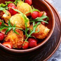 Un pan fried brie - © Nikolaydonetsk