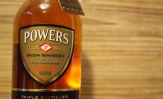 Du whiskey Powers - Guide Irlande.com