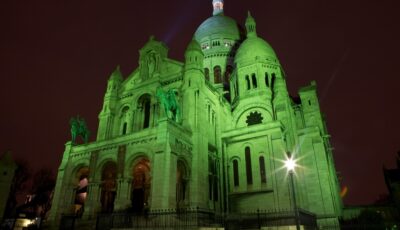 Le Sacré Coeur en vert pour la Saint Patrick