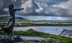 Waiting on the shore - Enrico Strocchi - cc