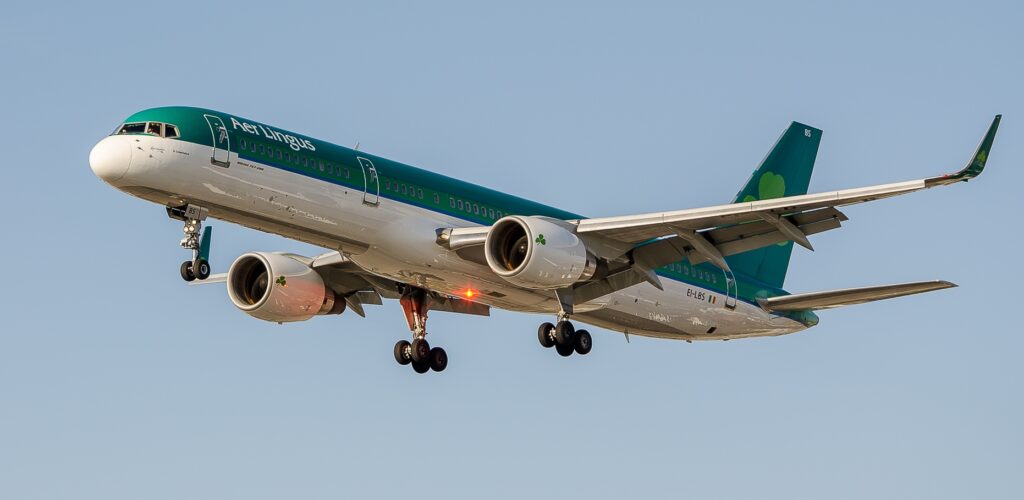 Aer Lingus - Heads Up Aviation - cc