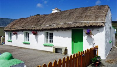 Glencolmcille Folk Village - Lynn Gallagher - cc