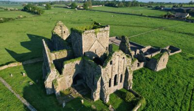 La Hore abbey - © bacothelock