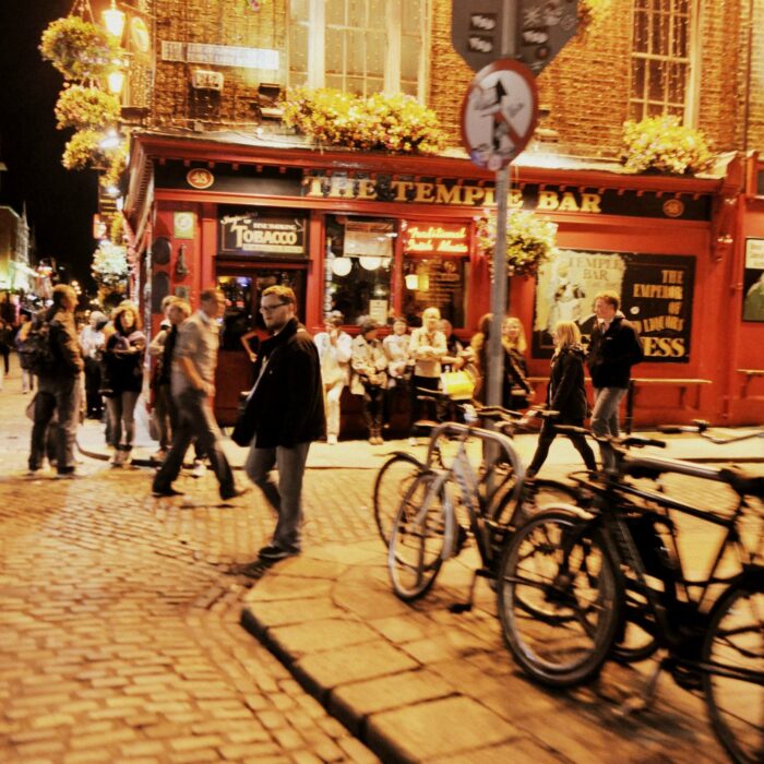 Temple Bar - SarahElizabethC. - cc