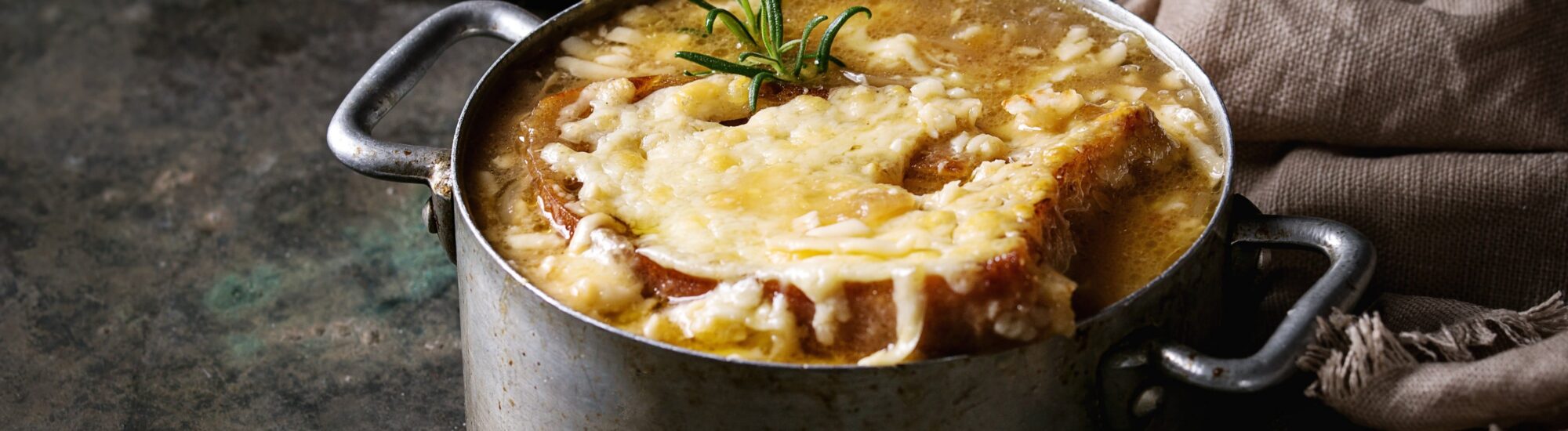 Une irish onion soup - © NatashaBreen
