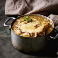 Une irish onion soup - © NatashaBreen