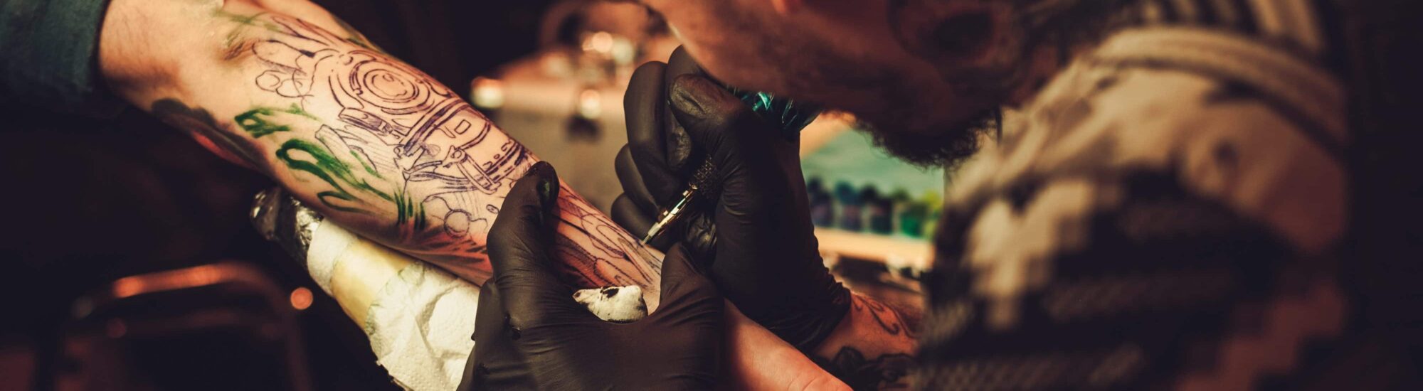 Un tatoueur en Irlande - Nejron