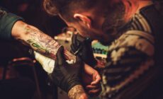 Un tatoueur en Irlande - Nejron