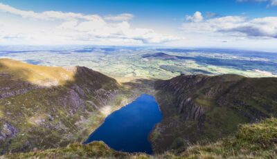 Le Coumshingaun lake - © Denis