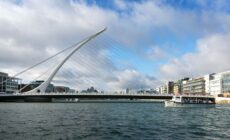 Le Ferry N°11 en pleine traversée de la Liffey - Shane O'Neill, SON Photographic