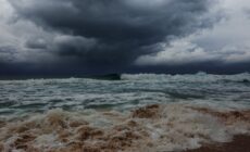 Une tempête près des côtes - Galyna_Andrushko