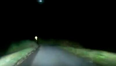 Un météore survolant l'Irlande