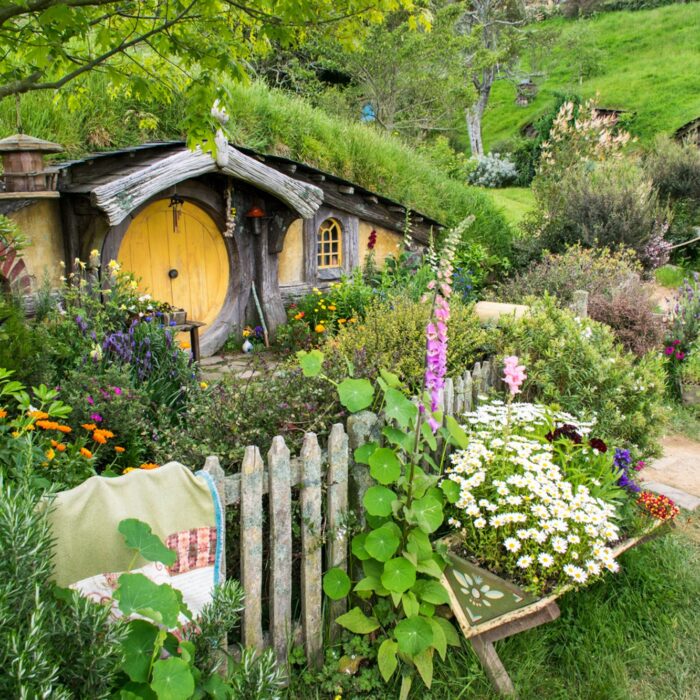 Glenview Gardens & Hobbit House